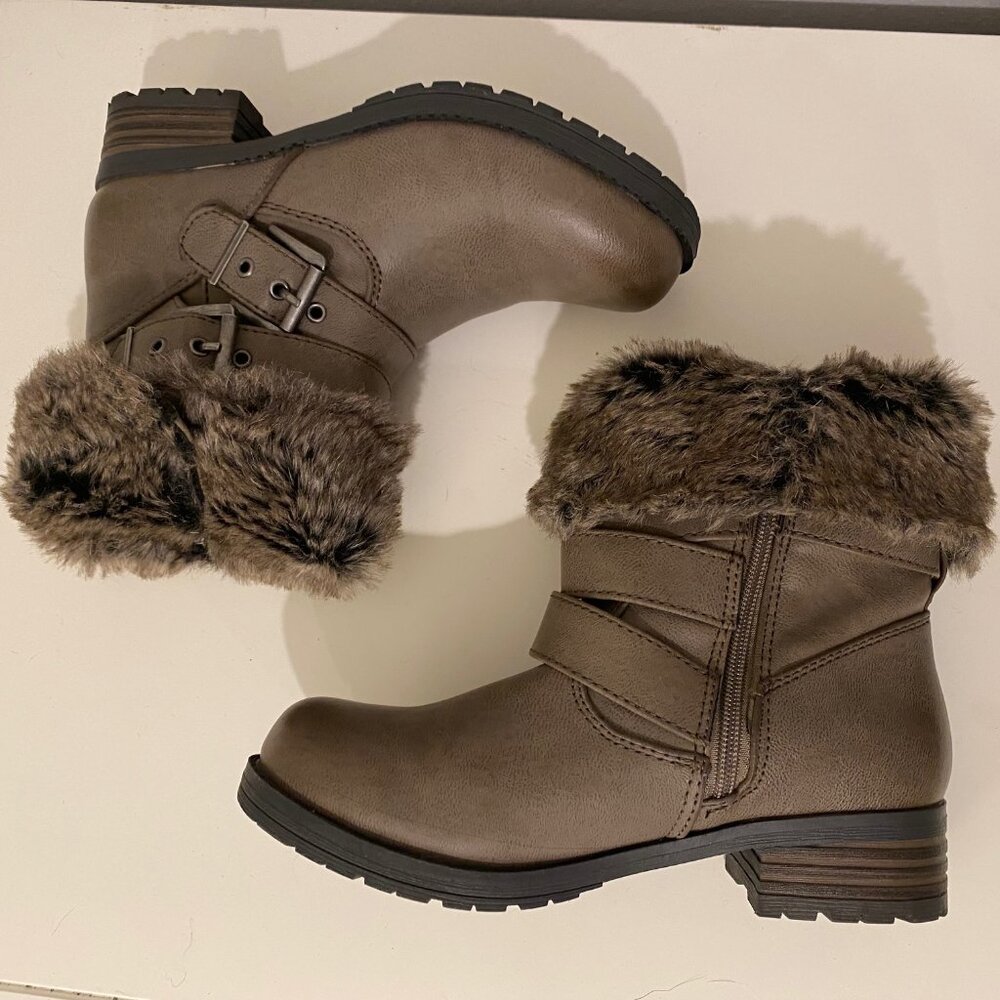Grey Winter Fur-Lined Boots Mossimo Side-Zip, Snap, Fold Up or Down Size 6